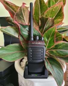 BỘ ĐÀM CẦM TAY KENWOOD TK 520 TIÊU CHUẨN IP54